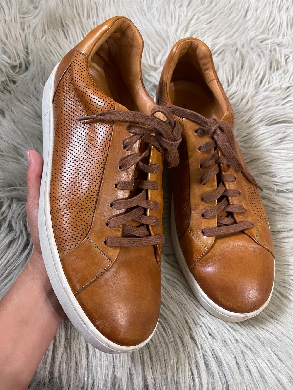 Magnanni Tan Leather Perforated Sneakers
